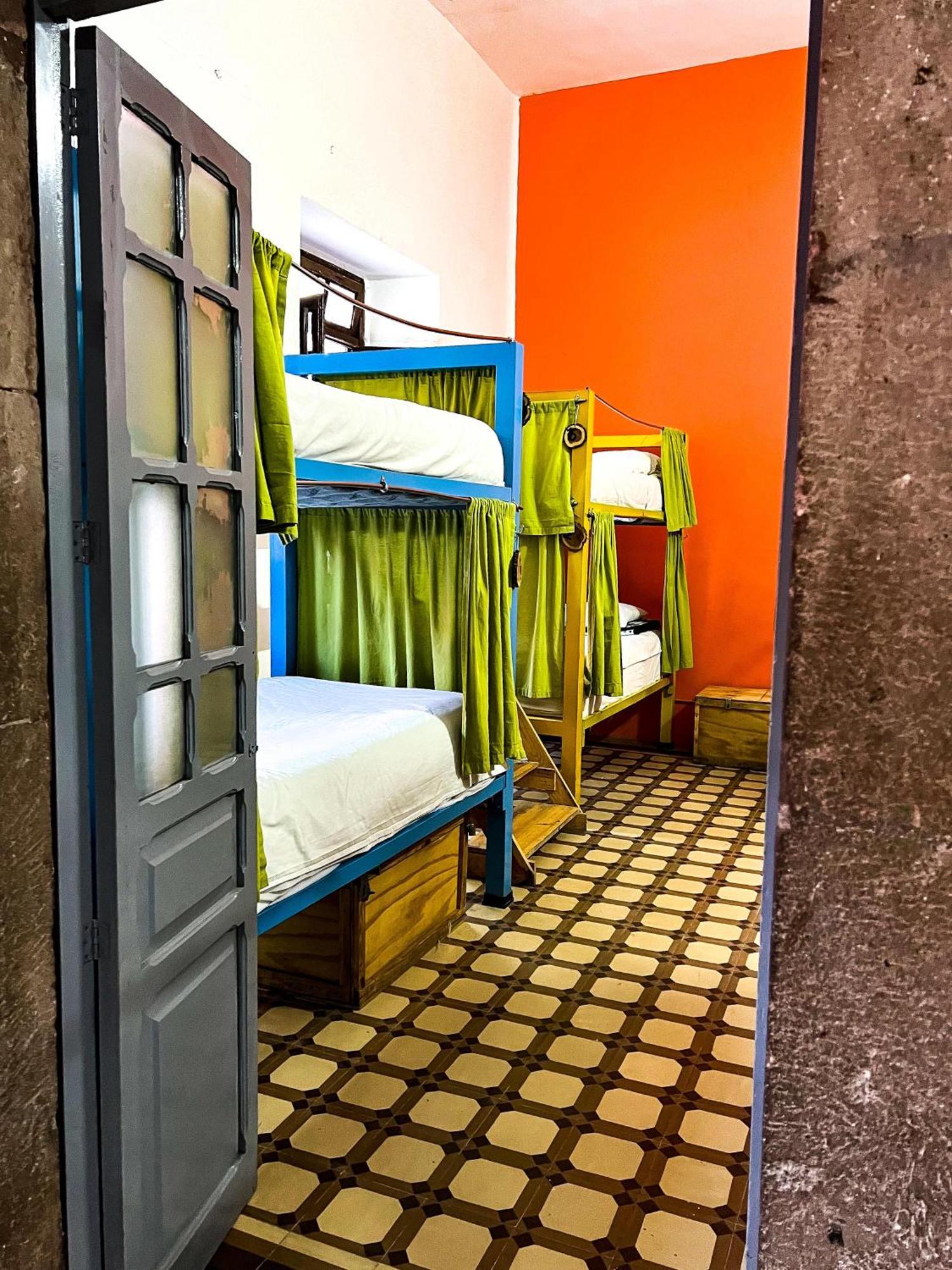סן לואיס פוטוסי Sukha Hostel San Luis מראה חיצוני תמונה